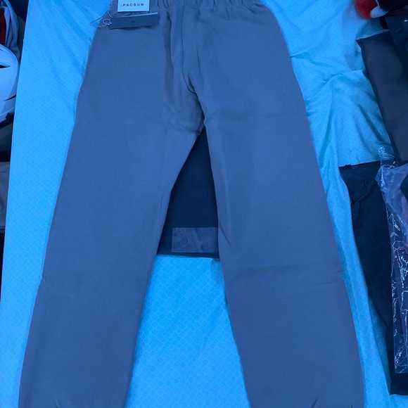 Fear Of God Essential Smoke Sweatpants - Picture 2 of 2